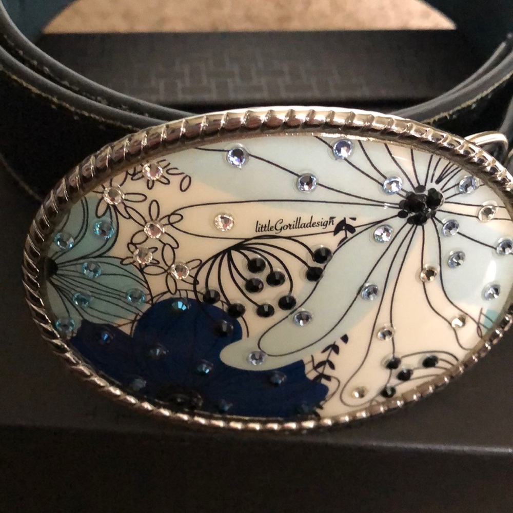 Belt - Picture 2 of 3